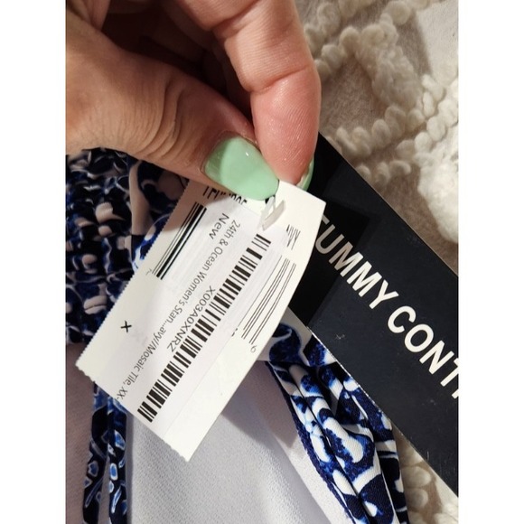 24th + Ocean Womens Bikini Bottoms Size XXL Blue White‎ Swimwear Geometric Beach - Picture 3 of 10